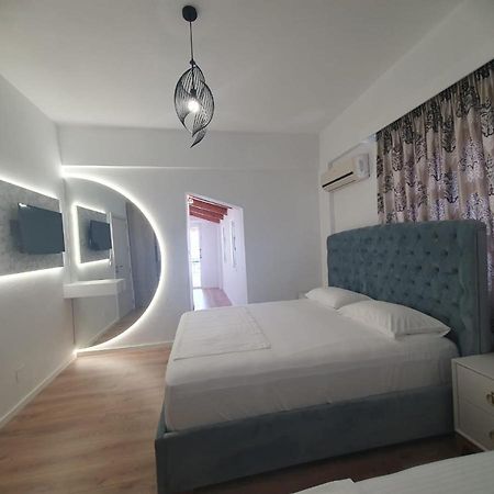 Murati Suites Sarandë Eksteriør billede